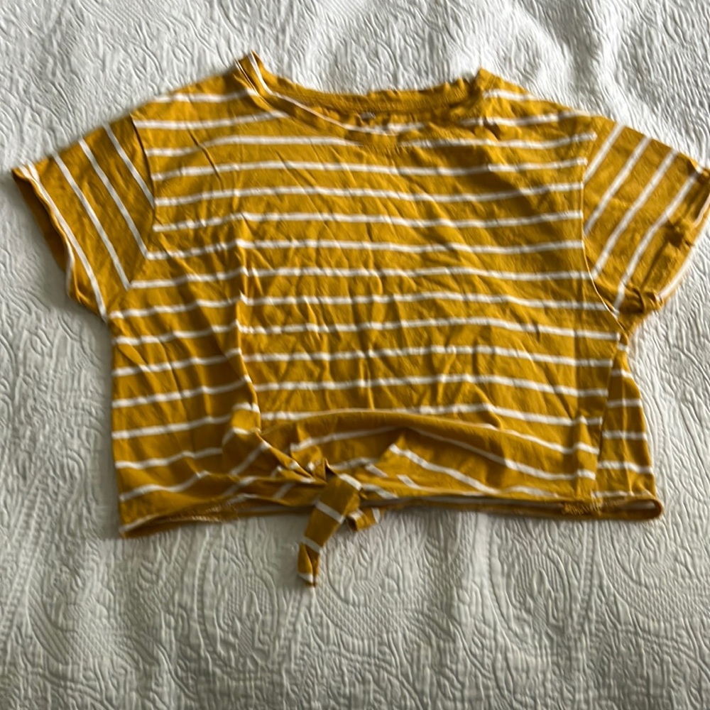 Woman crop top